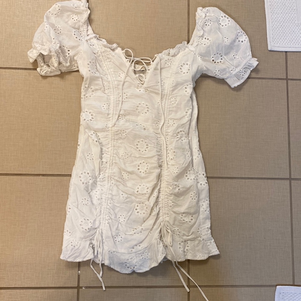 White Cap sleeve dress